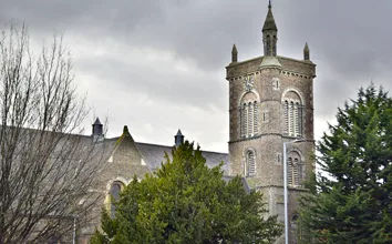 St Peter's Church London Road Kingston
